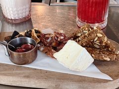 芝士和香肠拼盘-BOR Eatery(安福路店)