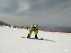 -鳌山滑雪度假区