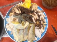 -菌之家·专业纯野生菌火锅·特色炒菌