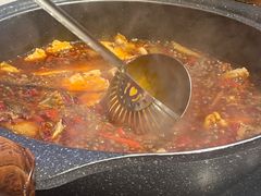 -佬缸炮江湖川菜(玉林店)