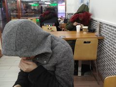 -全家便利店(莲花池东路店)