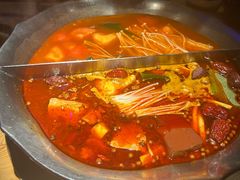 台式麻辣锅-湊湊火锅·茶憩(杭州湖滨银泰in77店)