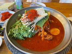 -喇喇排骨火锅·传统韩式脊骨汤(望京西园总店)