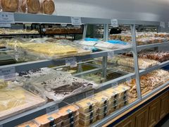 面包甜点陈列柜-沙记赛索清真糕点(和兴店)