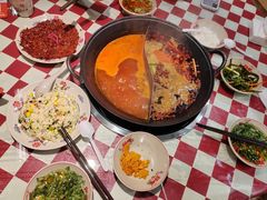 -赵美丽重庆火锅(西安直营总店)