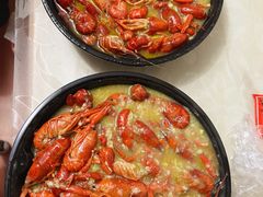 -扒虾小妹儿麻辣海鲜(宏图街店)