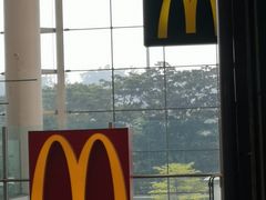 -麦当劳(深圳北站高铁店)