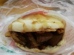 锅盔夹卤肉外-洞子口张老二凉粉(文殊院店)