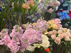 -谷莠子花艺·气球派对·绿植造景·花艺沙龙(金光华广场店)