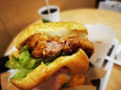 菠萝鸡腿堡-德克士(砂之船奥特莱斯店)