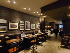 大堂-星巴克臻选(南京金茂览秀城店)