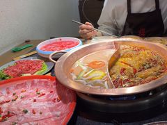 -山城鼎重庆老火锅(西安钟楼店)