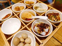 -蓉李记成都名小吃(武汉菱角湖万达店)