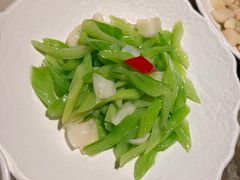 -吴越荣记苏州菜·松鼠桂鱼100%活鱼现做(月光码头店)