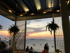 -网红落日悬崖餐厅 The Sky Gallery