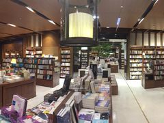 -诚品(信义店)