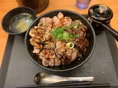 -難波肉劇場