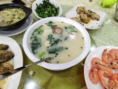 -鹏城人家海鲜酒家·23年老字号(较场尾店)