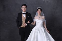 点击看大图 -太郎花子婚纱摄影艺术中心