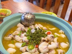 -重庆鸡公煲·青锅花椒鱼(牡丹江路店)