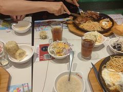 -豪享来牛排(人民店)