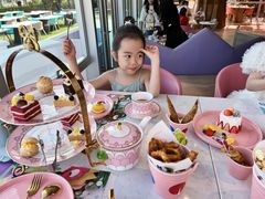 -水桶王国主题餐厅·聚会·生日派对·亲子活动·家庭套餐(亚龙湾希尔顿店)