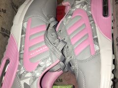 -云柏鞋业(十里堡店)