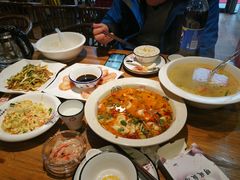 -明城饭店(万科九都荟店)
