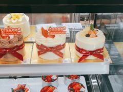 -花花卷卷·鲜食蛋糕(静安久光百货店)