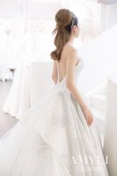 -艾米丽婚纱礼服