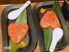 -海底捞火锅鲜切牛肉主题店(长寿路店)