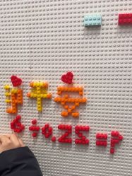 -乐高品牌旗舰店(人民广场店)