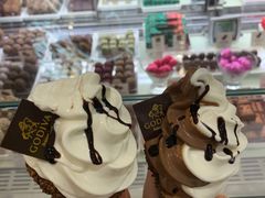 香草黑巧双重口味-GODIVA(美罗城店)