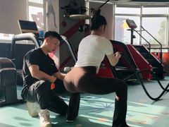 -KingBull私教健身&格斗订制(龙井商业中心店)