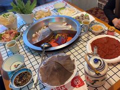 -山悦里 山野·鲜火锅(罗斯福广场店)