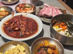-草家酱蟹炭火烤肉店(珲春南路一店)