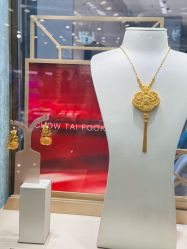 -周大福CHOW TAI FOOK(宝山苏宁易购店)