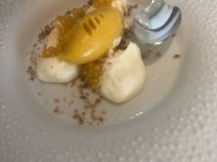 -AZUR聚(香格里拉饭店)