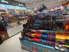 -名创优品(海珠乐峰广场店)