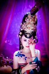 -九月鹰飞汉服摄影工作室