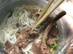 -老味道遵义虾子羊肉粉(兴关路店)