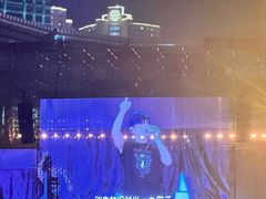 -上海体育场