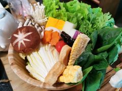 -湊湊火锅·茶憩(上海合生汇店)