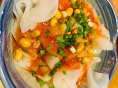 -野山舂·贵州现舂酸汤火锅(鸿通城店)