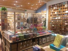 -猫的天空之城概念书店(印象城购物中心店)