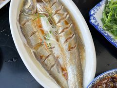 -七的湖·晚芳亭·阳澄湖农家菜·大闸蟹(莲花岛店)