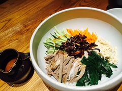 鸡丝凉米线-云海肴·汽锅鸡·云南菜(天津国金汇店)