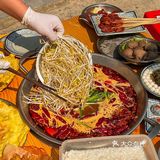 替你们试过了，武汉这家火锅的毛肚包虾滑是真的好吃…