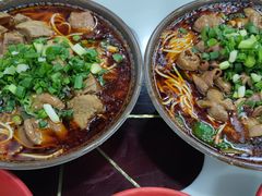 -胥佳烧鸡公牛肉面馆