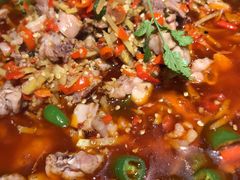 -兔行天下-鸿鹤鲜锅兔(中海国际店)